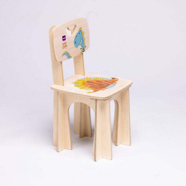 sedia in legno per bambinia