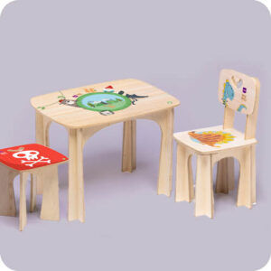 tavoli, sgabelli, sedie in legno