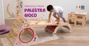 TUCO triangolo di pikler, giochi in legno Montessori e Pikler, giochi educaativi, giocattoli didattici, learning tower, torre della crescita, trinagolo di pikler, tavolini da lavoro, balance.